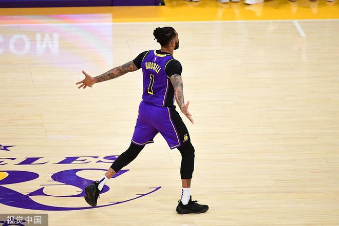 关于雄鹿逆袭击败湖人詹皇生涯首遭被掀的信息